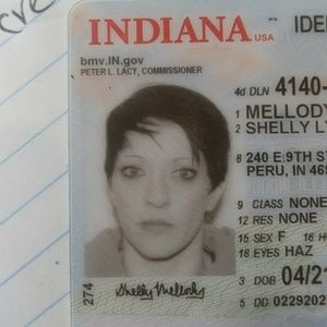 Meet your Posher, Shelly